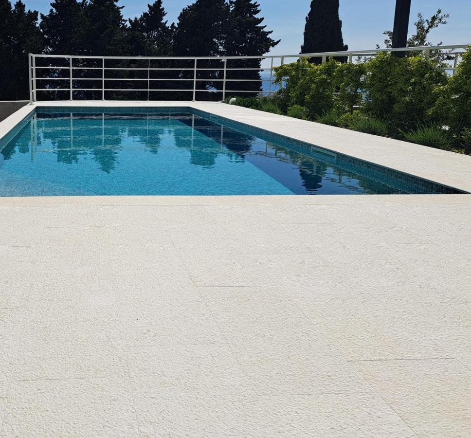 Apartment With Private Pool Split Dış mekan fotoğraf