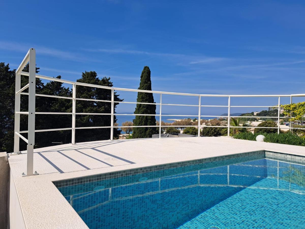 Apartment With Private Pool Split Dış mekan fotoğraf